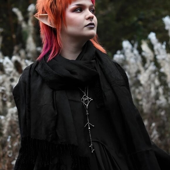 Runes & Bones Pendant Necklace – Restyle Gothic ✦ Black Onyx ✦ Skeletal Silver - Picture 3 of 3